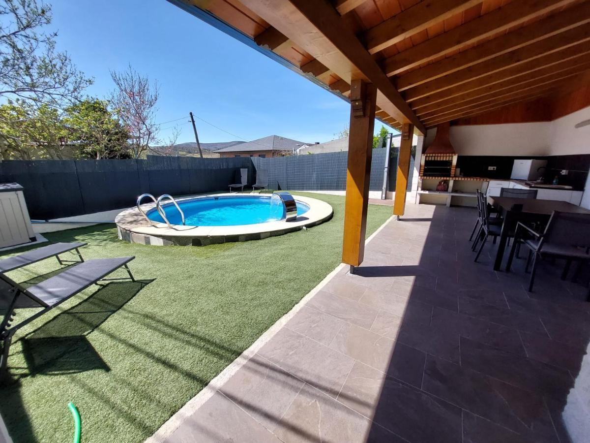 Villa Casa Con Piscina Y Barbacoa Freixido Exterior foto